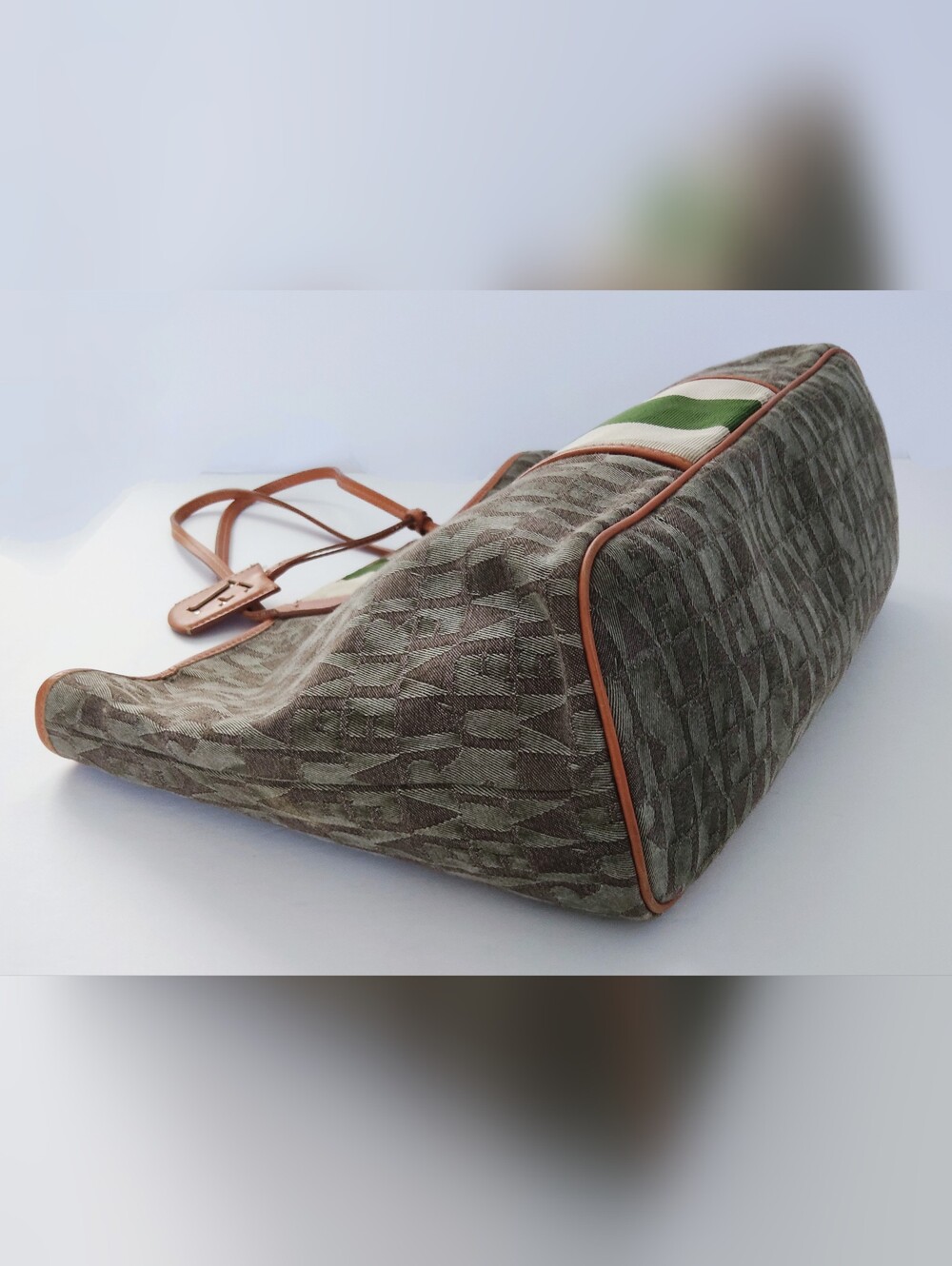 Furla Canvas Tote Bag with Green Stripe and Tan Lether Trim. Pre-owned. - Picture 7 of 13